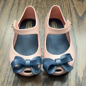 Mini Melissa’s in good condition